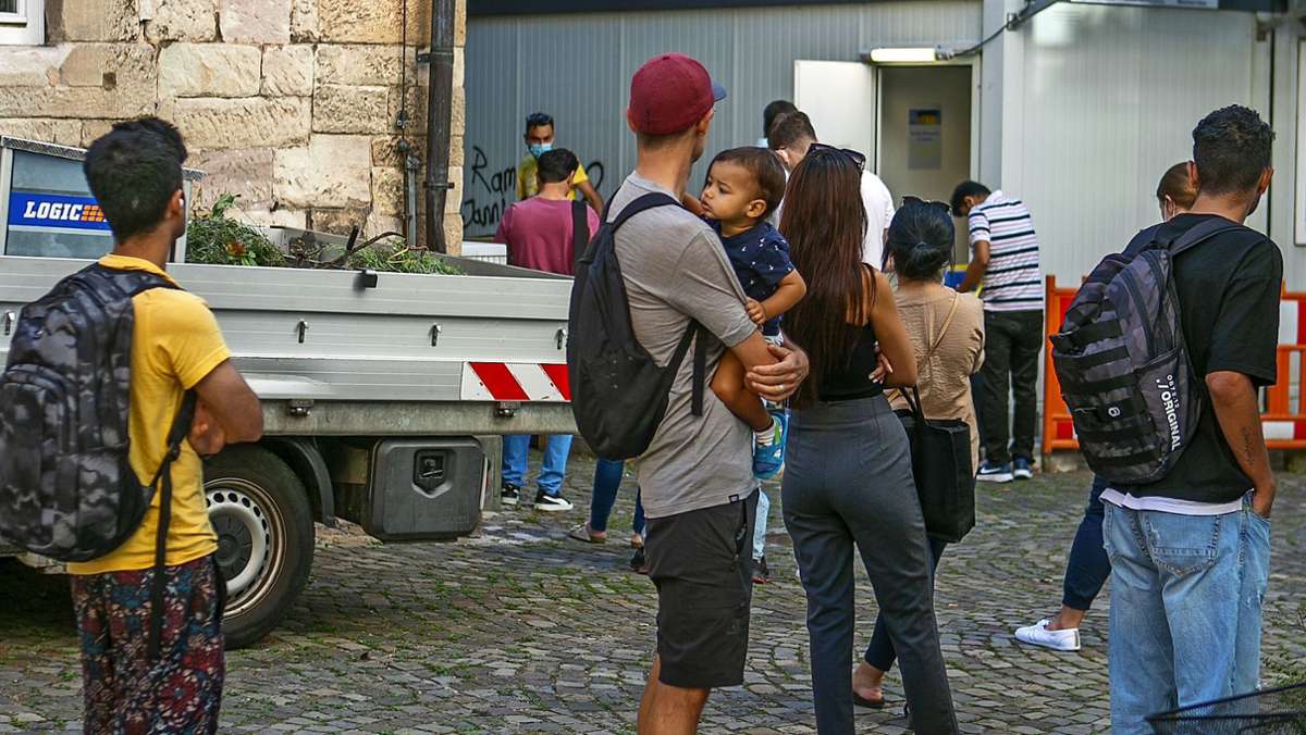 Esslinger Ausländeramt: Lange Wartezeiten verursachen  viel Frust