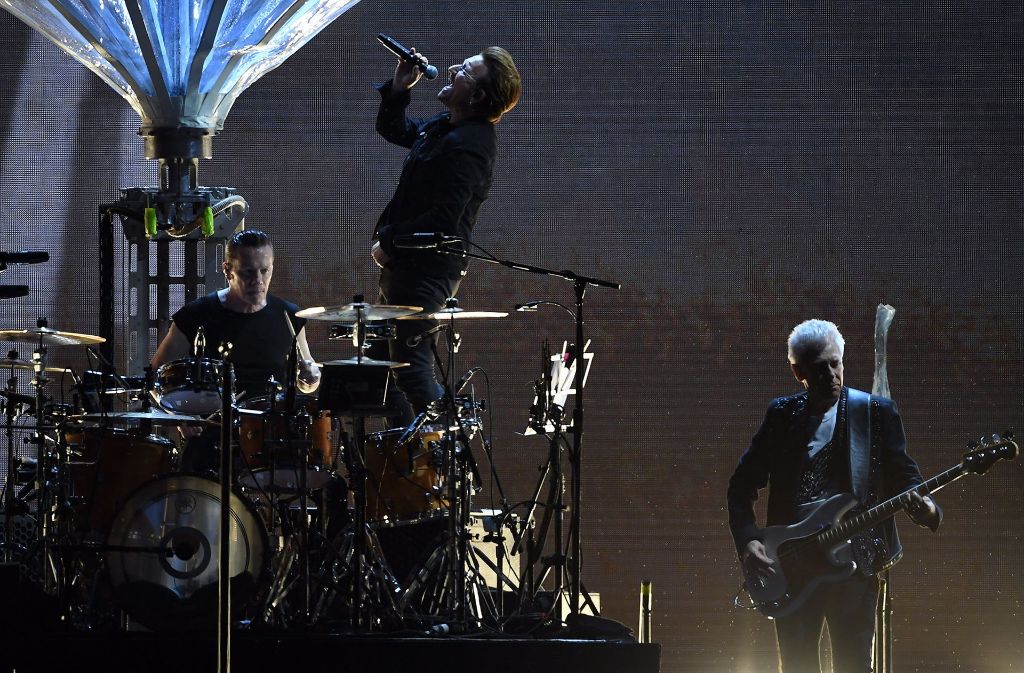 U2 in Berlin: Larry Mullen, Bono, Adam Clayton
