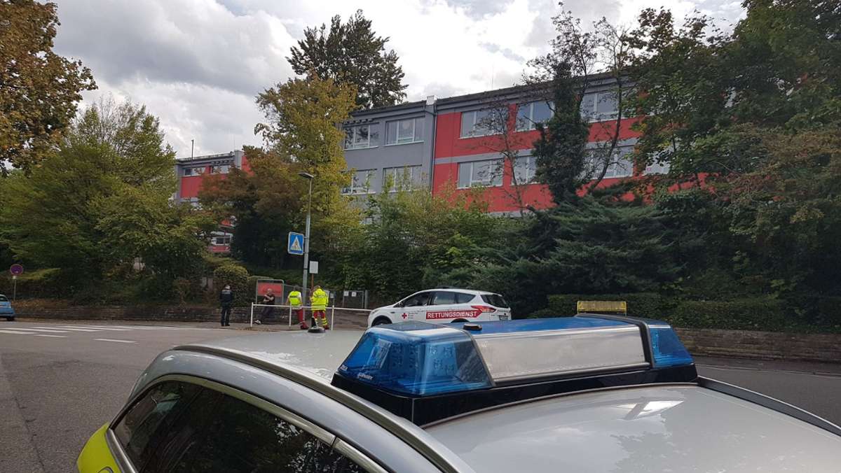 Pforzheim: Polizei evakuiert Südstadtschule nach Drohung