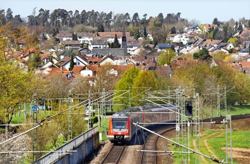 Die S-Bahn soll ihre Gleise auf den Fildern nicht mit Fern- und Regionalzügen teilen müssen. Foto: Horst Rudel