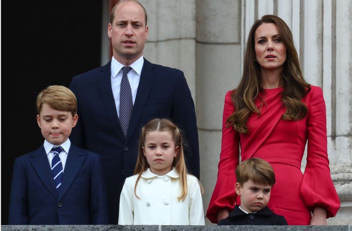 Prinz George und Prinzessin Charlotte nehmen an Trauerfeier teil