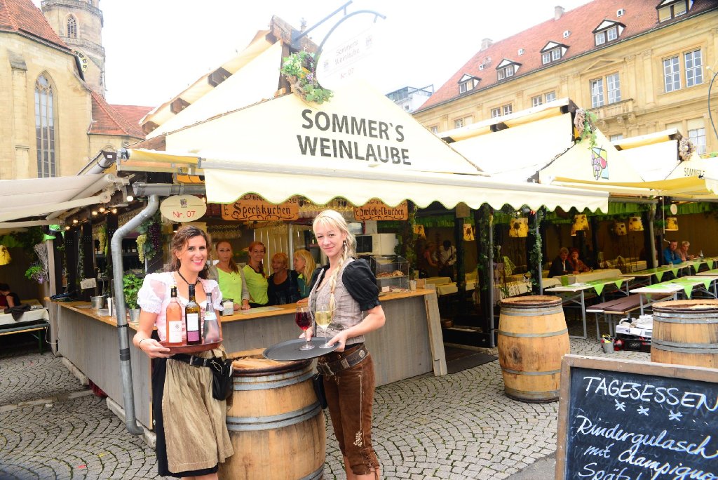 Am letzten Mittwoch im August eröffnet das Stuttgarter Weindorf. In diesem Jahr bereits zum 38. Mal.