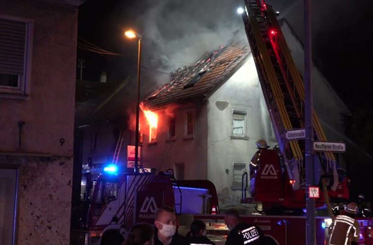 Bei dem Brand in der Nürtinger Schafstraße kamen zwei Menschen ums Leben.