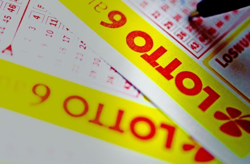 Die traditionelle staatliche Lotterie verliert Spieler – vor allem an illegale Onlineanbieter. Foto: dpa
