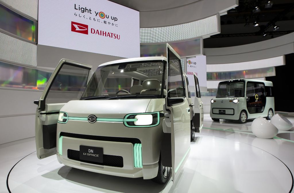 In Tokio zeigen Autohersteller ihre neuesten Modelle. Zu sehen ist zum Beispiel dieser Daihatsu DN U-Space,...