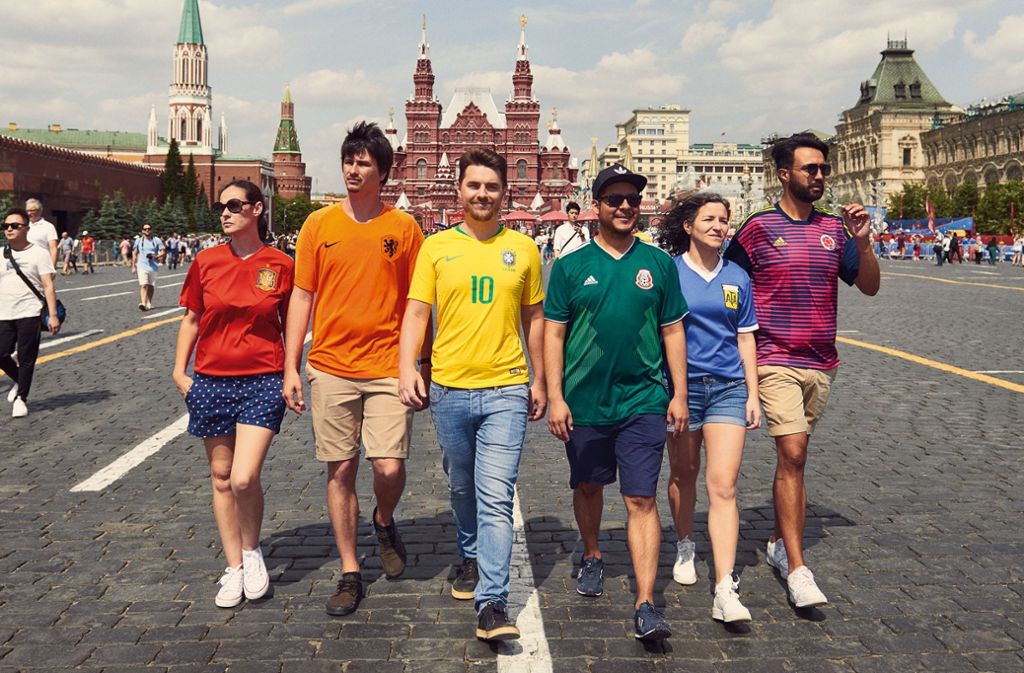 „Regenbogen für alle“, schreibt eine russischsprachige Nutzerin auf Instagram. In den sozialen Netzwerken kommt Unterstützung für die Aktion.