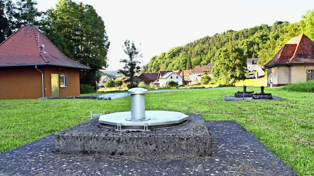  Der Gemeinderat gibt ein klares Signal an die Nachbarn Wimsheim, Wiernsheim und Wurmberg und stimmt für eine Verbundlösung zur künftigen Trinkwasserversorgung. 