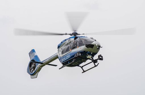 Zur Suche eines Mannes kam ein Hubschrauber zum Einsatz (Symbolbild). Foto: IMAGO/Markus Klümper