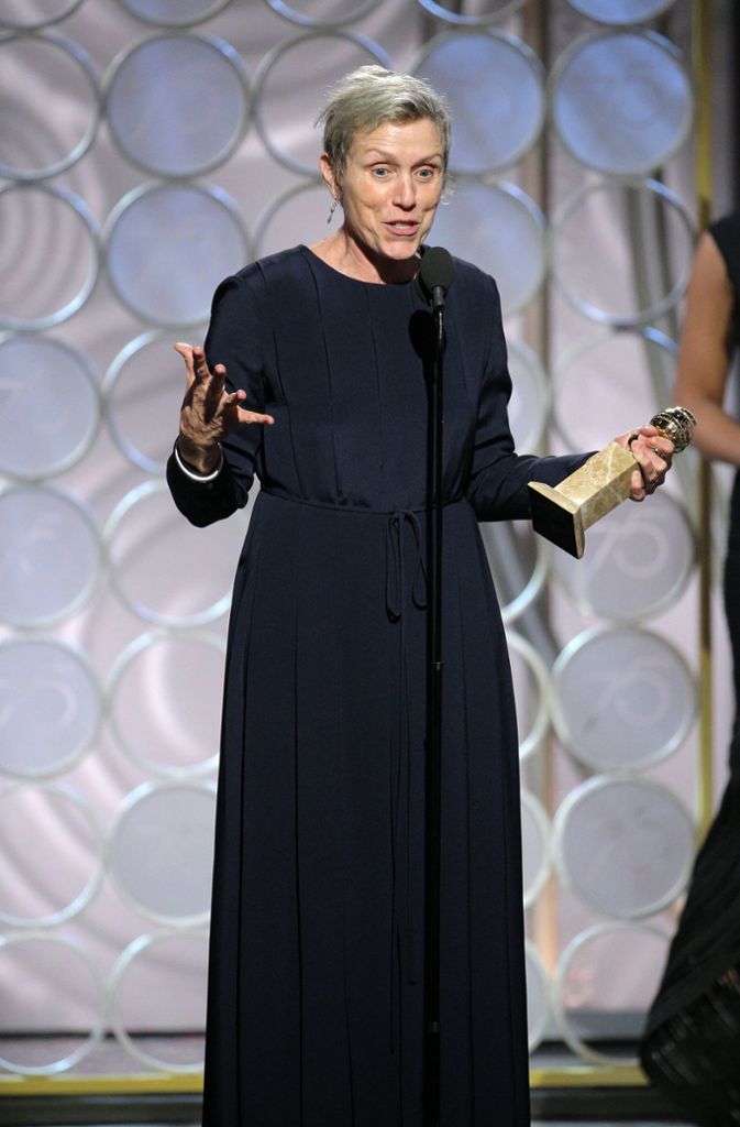 Frances McDormand erhielt einen Preis als beste Schauspielerin in einem Filmdrama für „Three Billboards Outside Ebbing, Missouri“.