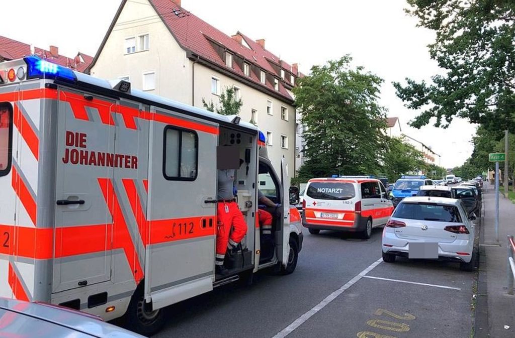Ein Junge wurde bei einem Unfall in Untertürkheim schwer verletzt.