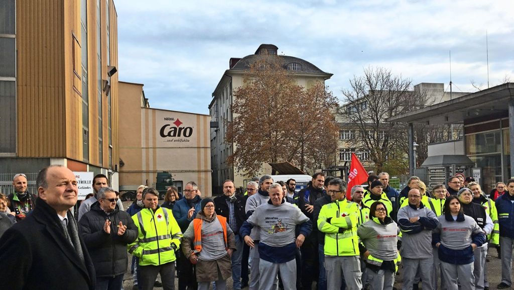 Kundgebung vor der Caro-Fabrik: Nestlé-Verhandlungen: Einigung auf der Kippe