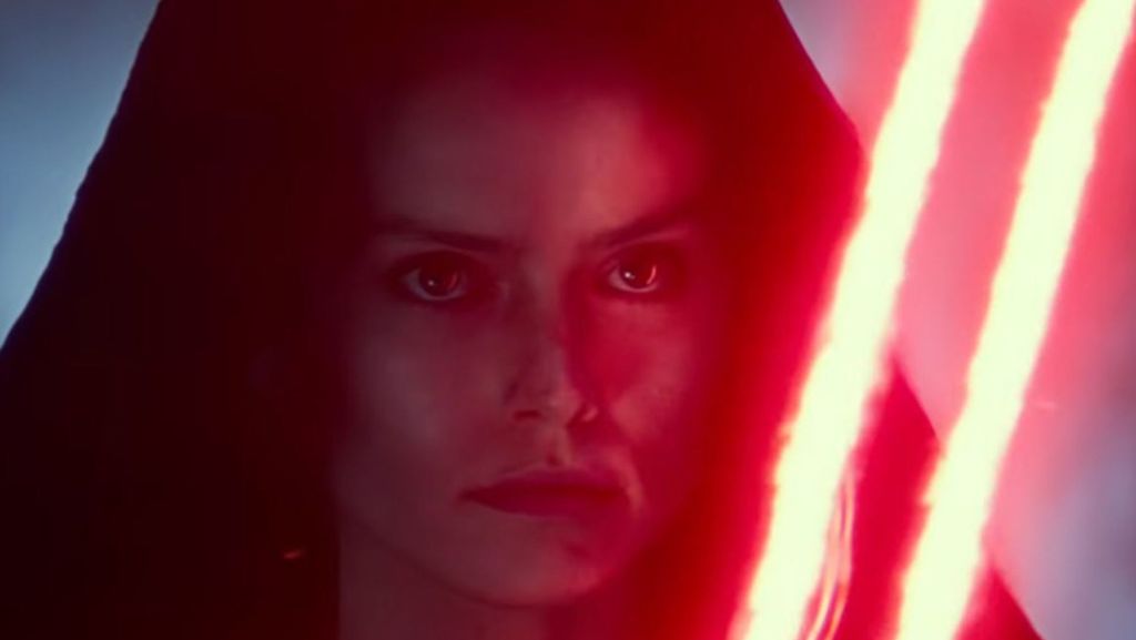  Emotionaler Rückblick und düstere Vorschau: Disney hat einen neuen Trailer zum Film „Star Wars – Der Aufstieg Skywalkers“ enthüllt. Vor allem eine Szene mit Hauptfigur Rey überrascht die Fans – und löst wilde Spekulationen aus. 