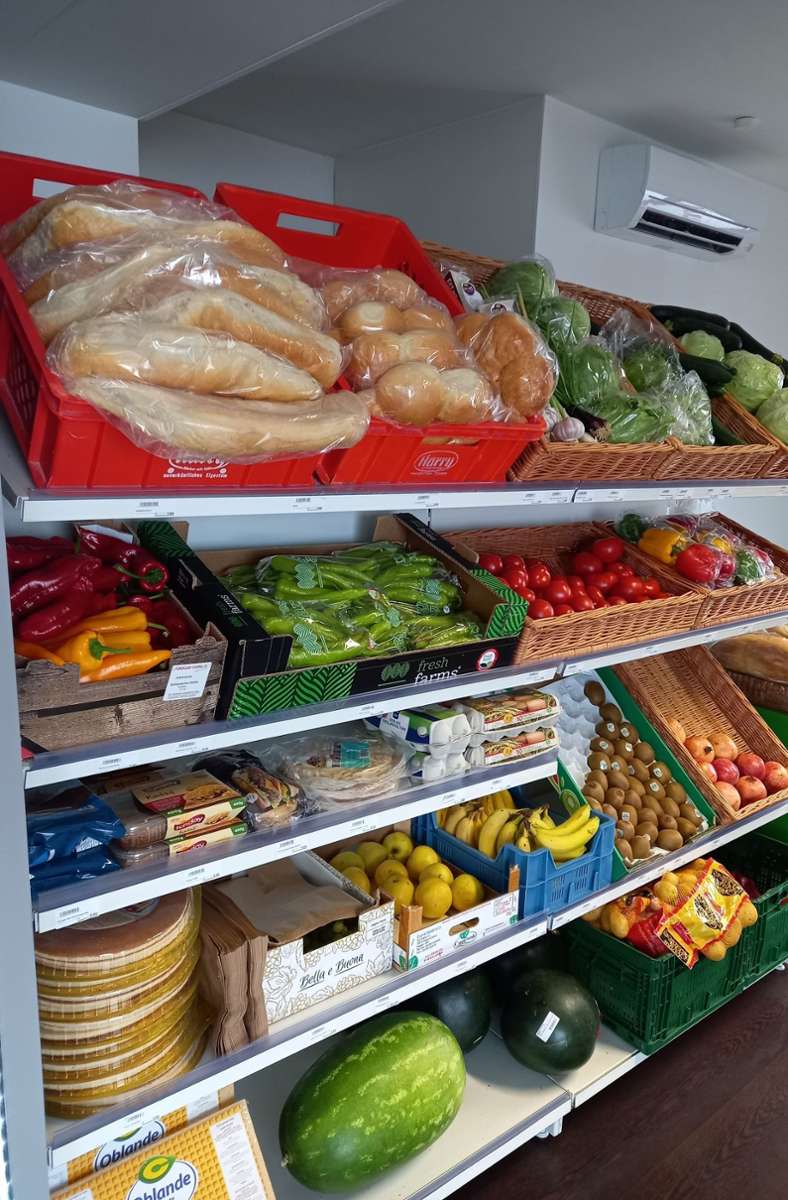 Obst, Brot, Gemüse – Dinge des täglichen Gebrauchs sollen auf kurzen Wegen zu erreichen sein, so das Konzept der Inhaberin des Supermarktes, Elvira Mursel.