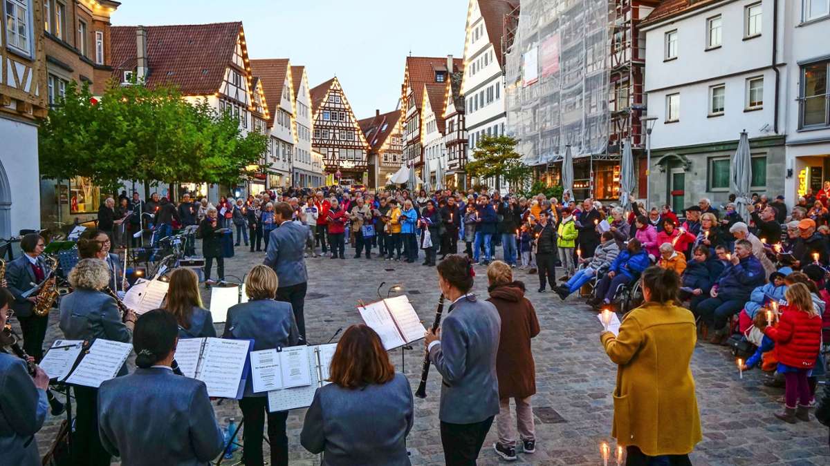 Tag der Deutschen Einheit: Auf den Marktplätzen wurde wieder gesungen