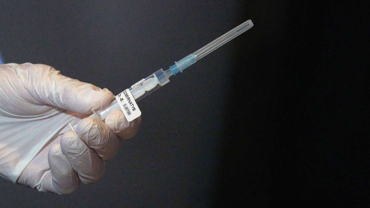 Coronavirus in Deutschland: Inzidenz steigt auf 13,6 – Appelle an Impf-Unwillige
