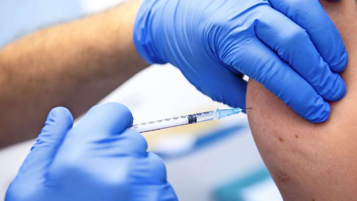 Coronavirus in Deutschland: Umfrage: Fast drei Viertel wollen sich impfen lassen