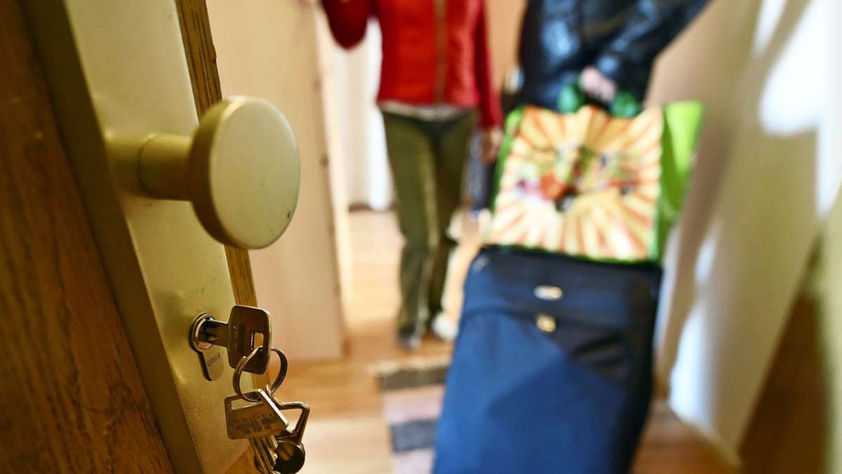 Stadt Stuttgart will Verstöße ahnden: Warum Airbnb-Vermietern hohe Strafen drohen