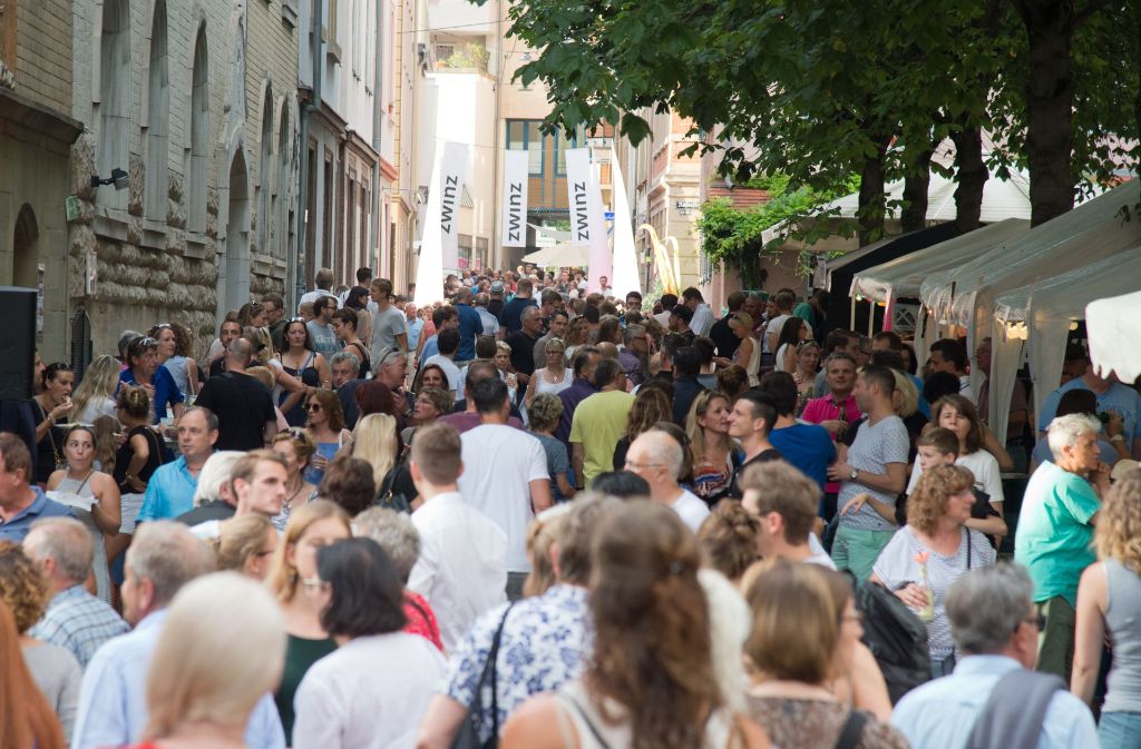 Dicht an dicht hat sich das Publikum beim Bohnenviertelfest am Samstag gedrängt. Foto: Lichtgut - Oliver Willikonsky
