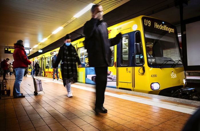 Wie fahren Bus und Bahn in Stuttgart über die Feiertage?