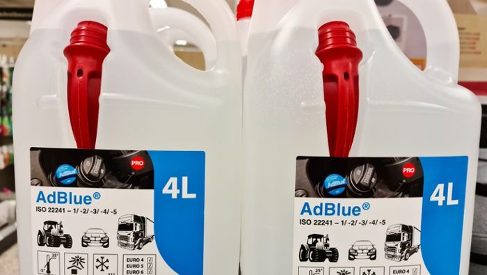 AdBlue richtig entsorgen: Kanister und Flüssigkeit