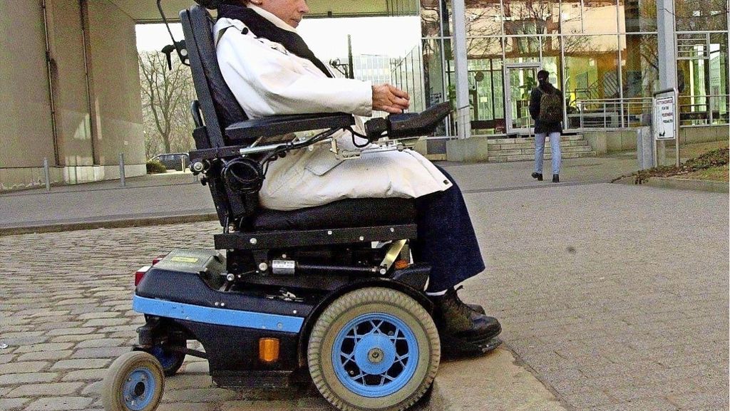 Böblingen: Aktion für Rollstuhl- und Rollatorfahrer: Ampelkarte zeigt  Hindernisse auf