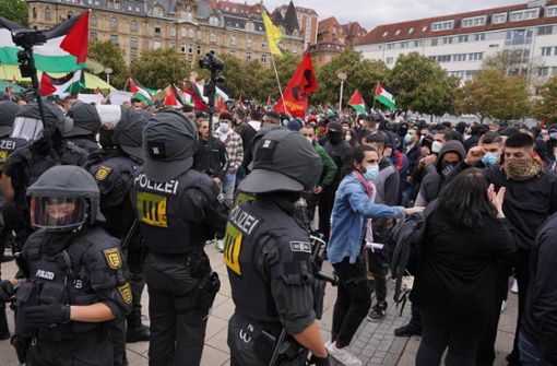 Auch in Stuttgart gab es am Samstag Proteste. Foto: Andreas Rosar Fotoagentur-Stuttgart