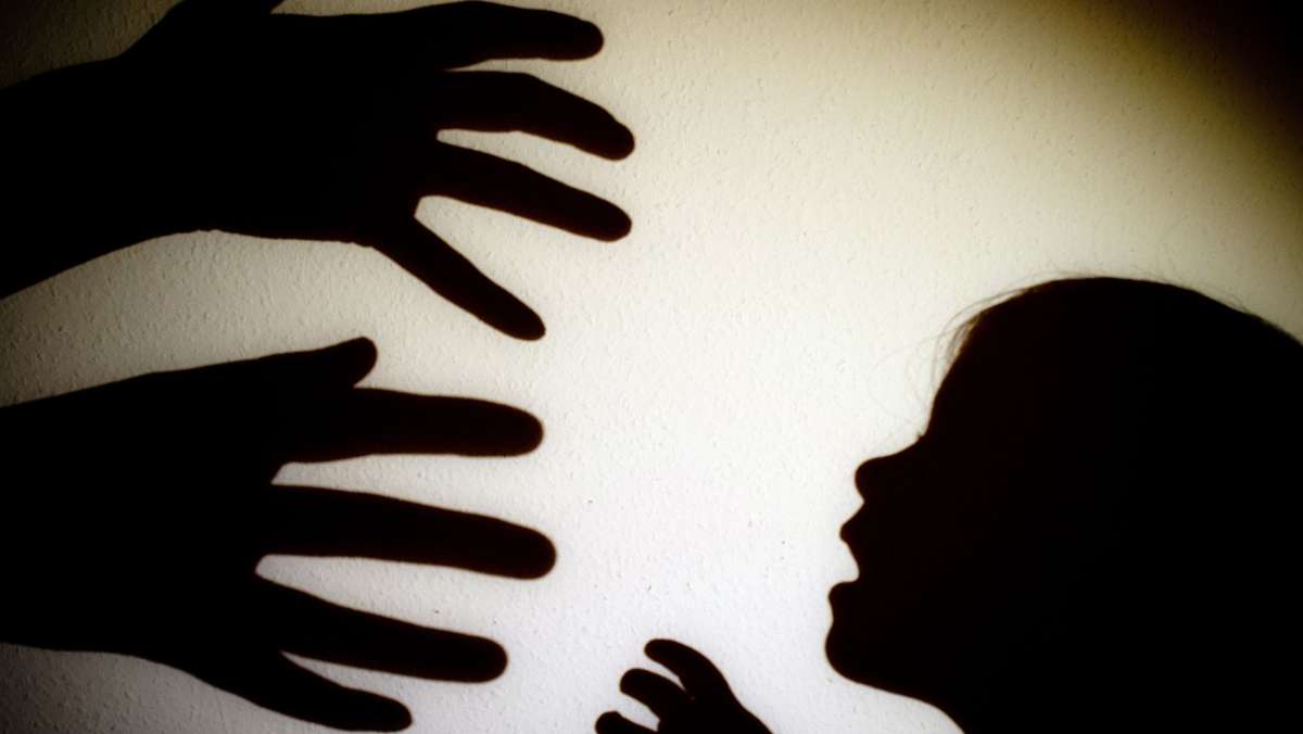 Ehemaliger Erzieher in Australien in Haft: Mann soll 91 Kinder missbraucht haben