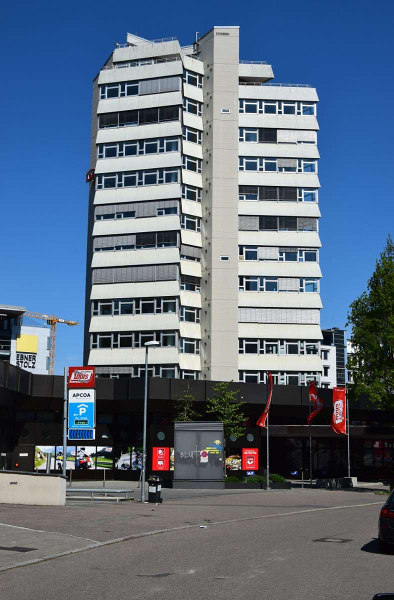 Liegt nach dem Spaziergang vielleicht auf dem Heimweg. Das Hahn-Hochhaus in Stuttgart-Mitte, Friedrichstraße 10, erbaut von 1962 bis 1964 vom Architekten Rolf Gutbrod.