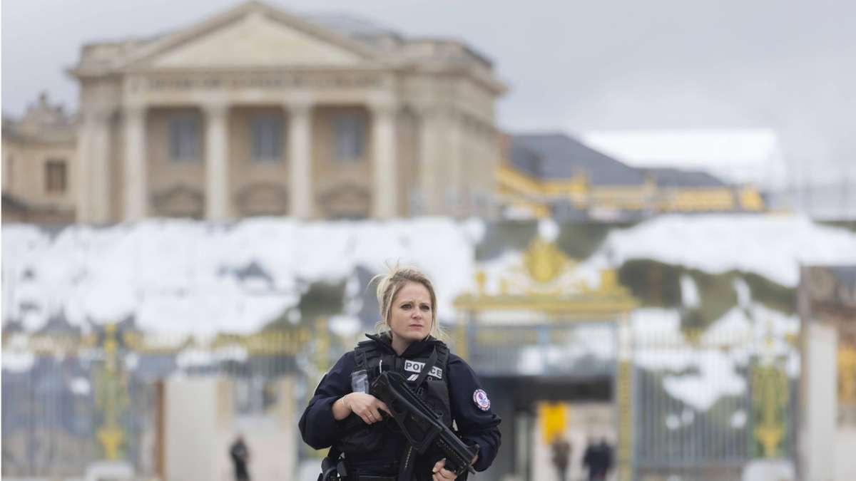 Frankreich: Erneuter Bombenalarm - Schloss Versailles evakuiert