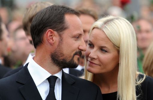 Norwegens künftiger König Haakon und seine Gattin Mette-Marit gelten als Glücksfall für die Monarchie in dem skandinavischen Land. Foto: dpa/Jörg Carstensen