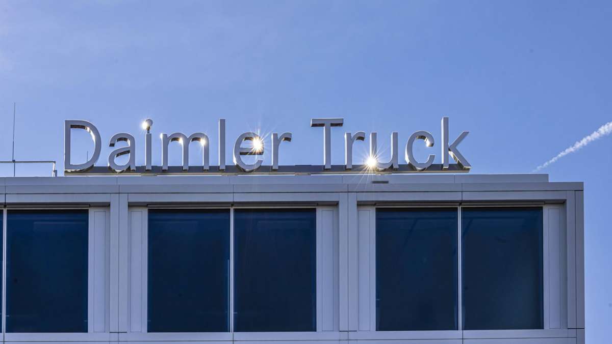 Lkw-Bauer in Leinfelden-Echterdingen: Daimler Truck will mit Partnern Batteriezellen in den USA produzieren