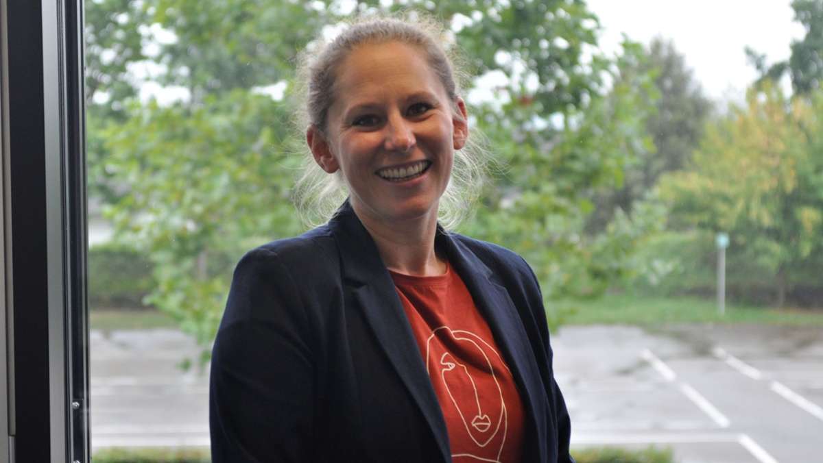  Susanne Barth ist die neue Leiterin der Realschule Wernau. Sie mag ihren vielschichtigen Beruf und ist dank einer Schnupperphase vor den Sommerferien schon nach wenigen Tagen ganz angekommen. 