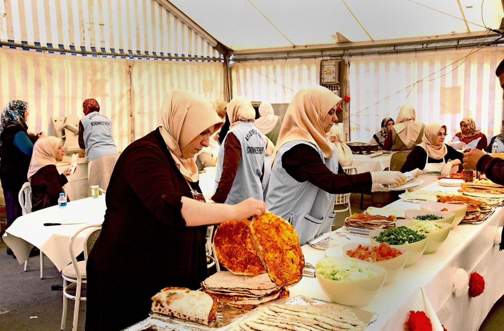 Nur an drei Tagen wird gefeiert: Der Türkisch-Islamische Kulturverein lädt in die  Sigelstraße ein. Foto: Archiv/Birgit Kiefer