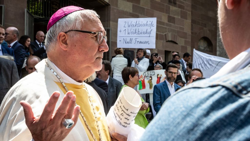 Protest Maria 2.0 in Stuttgart: Bischof Fürst zeigt sich gesprächsbereit