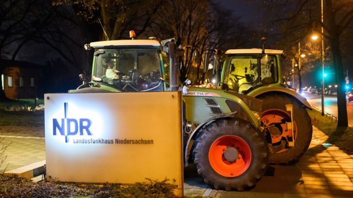 Bauernproteste vor NDR-Funkhaus in Hannover