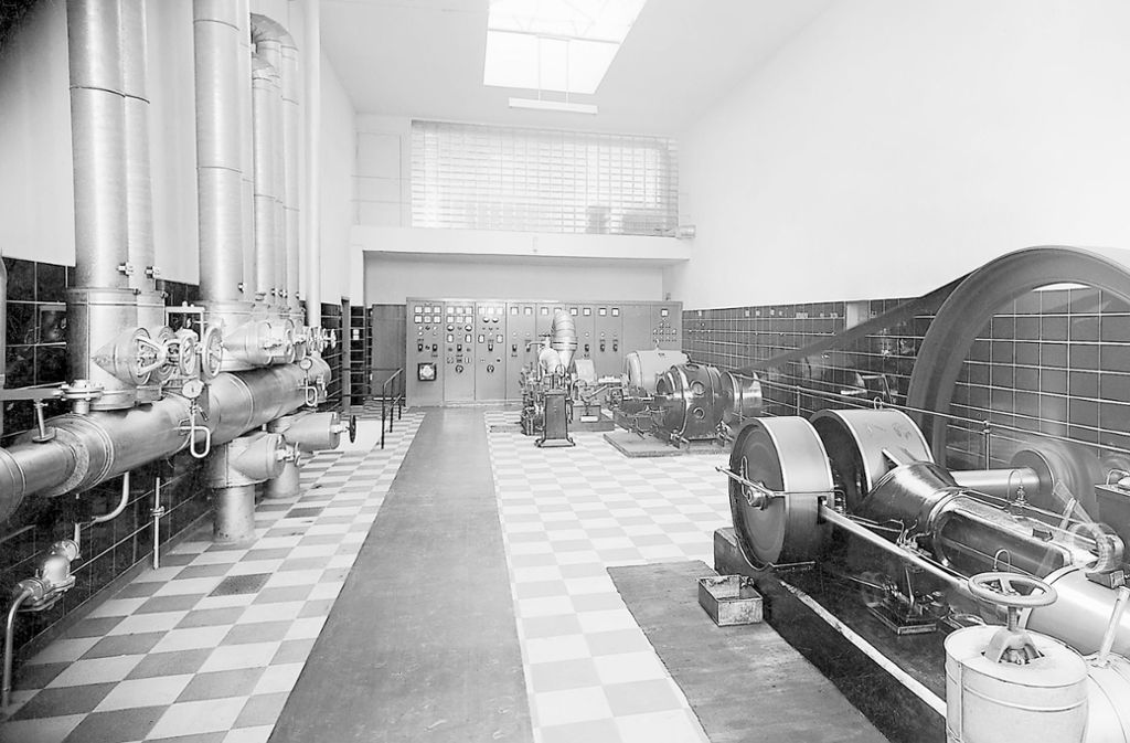Das Unternehmen verfügte schon früh über den modernsten Maschinenpark. Diese Dampfkesselanlage mit Generator machte schon in den 30er Jahren den Betrieb weitgehend unabhängig von der öffentlichen Stromversorgung.