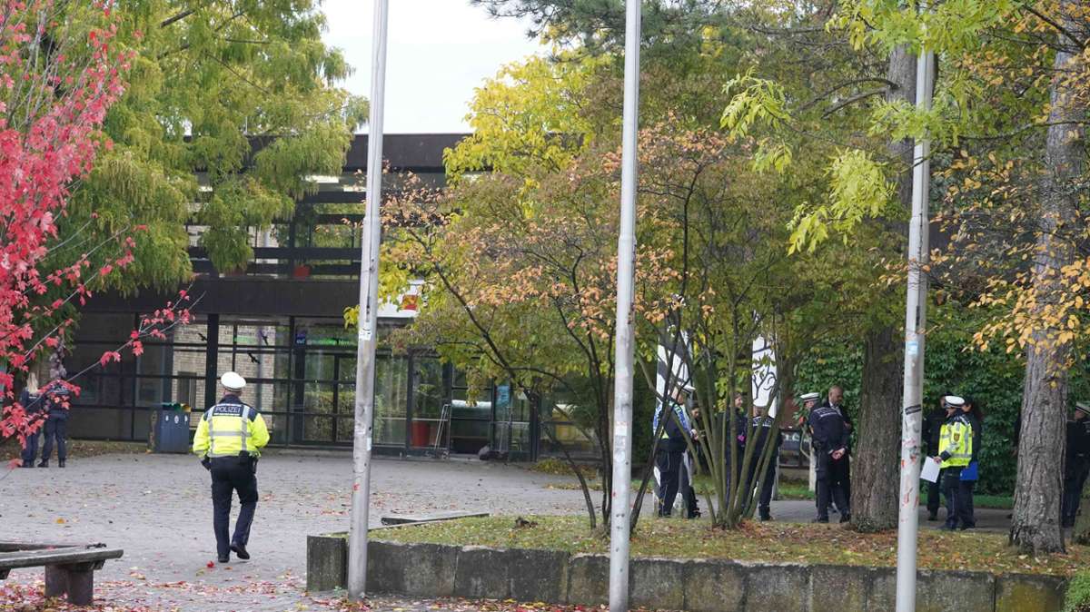 Am Hegel-Gymnasium in Stuttgart-Vaihingen ging eine Bombendrohung ein.