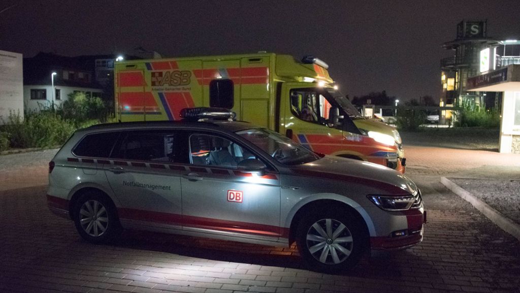 22-Jährige Frau von Zug erfasst: Tödlicher Unfall am Bahnhof in Ditzingen