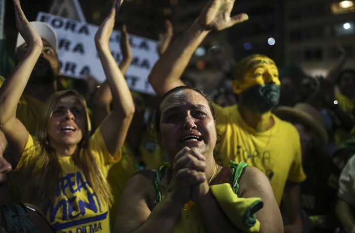 Verbündete von Rousseff verkünden Durchhalteparolen