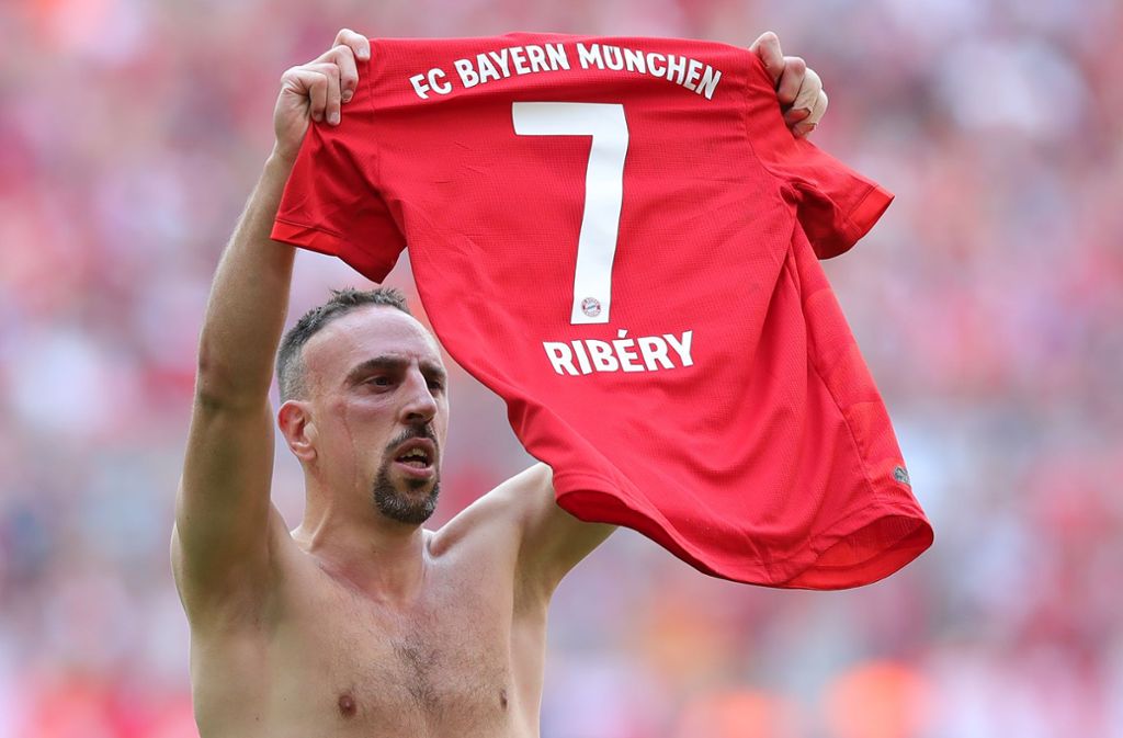 Der Franzose Nummer eins der Bundesliga? Wahrscheinlich würden die meisten Fans sagen: Franck Ribéry, weil er ja noch bis Ende vergangener Saison beim FC Bayern gekickt hat und weil er dort seit 2007 unter Vertrag stand und weil er durch seine unkonventionelle Art auf und neben dem Platz für Furore gesorgt hat. Formidable.