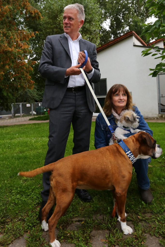 OB Kuhn besucht Botnanger Tierheim