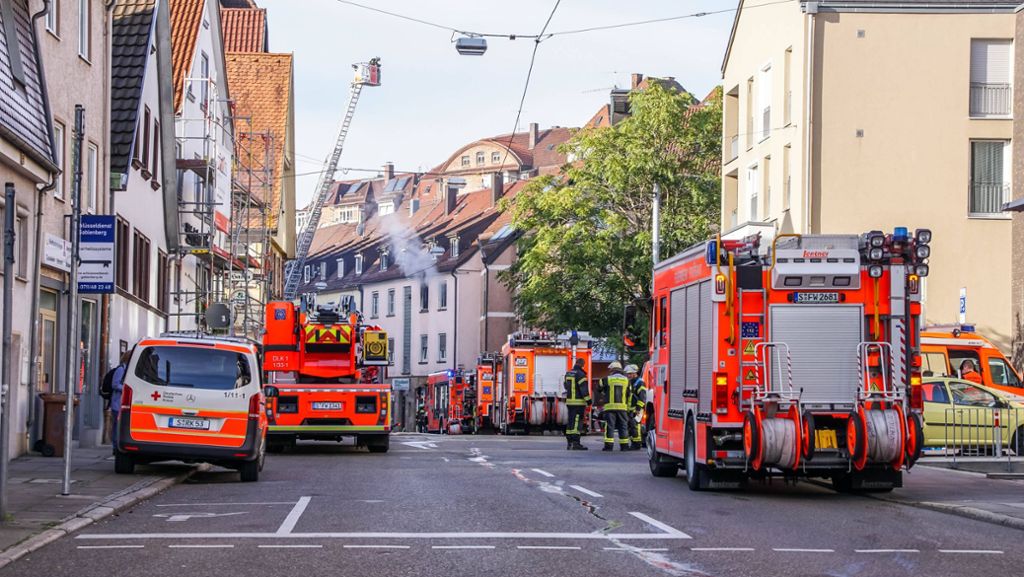 Stuttgart-Ost: Verpuffung ruft Feuerwehr auf den Plan – ein  Verletzter