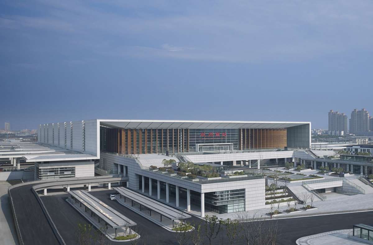 GMP Architekten von Gerkan Marg und Partner: Südbahnhof, Hangzhou/ China