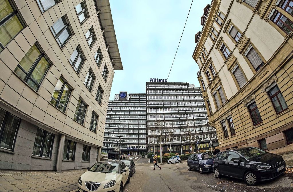 Die beiden markanten Immobilien der Allianz, das Gebäude an der Reinsburgstraße (im Bild) sowie das Gebäude an der Uhlandstraße,  wurden jüngst verkauft. Foto: Lichtgut/Max Kovalenko