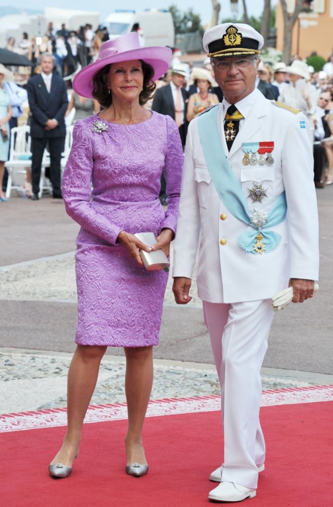 Das schwedische Königspaar auf der Hochzeit von Prinz Albert II und Charlene Wittstock in Monaco.