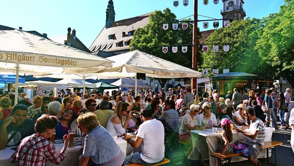 Rudolf-Gehring-Platz in Stuttgart-Feuerbach: Kritiker siegen – Gewerbeverein sagt Abendmarkt  ab