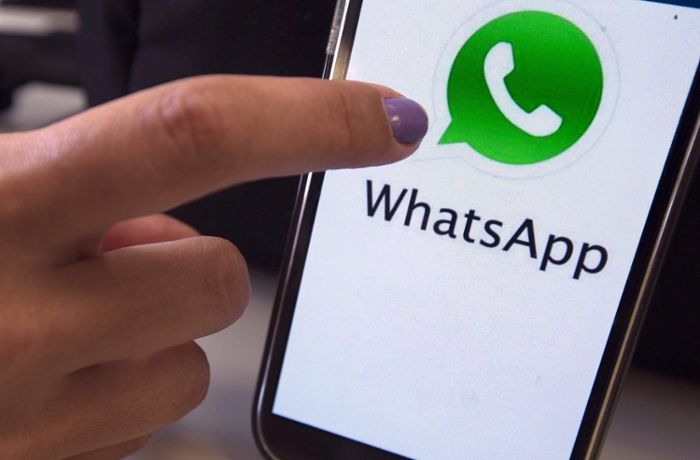 WhatsApp und Co. stärker an Kandare nehmen