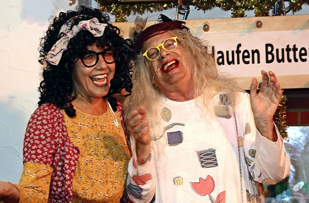 Babs Steinbock als Frau Kächele (links) und Teflon Fonfara als Frau Peters