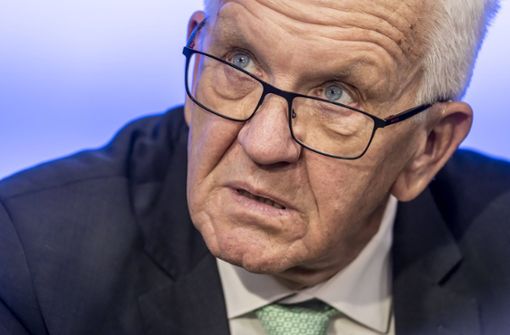 Der baden-württembergische Ministerpräsident Winfried Kretschmann kritisiert die Aktionen der „Letzten Generation“. Foto: IMAGO/Arnulf Hettrich/IMAGO/Arnulf Hettrich