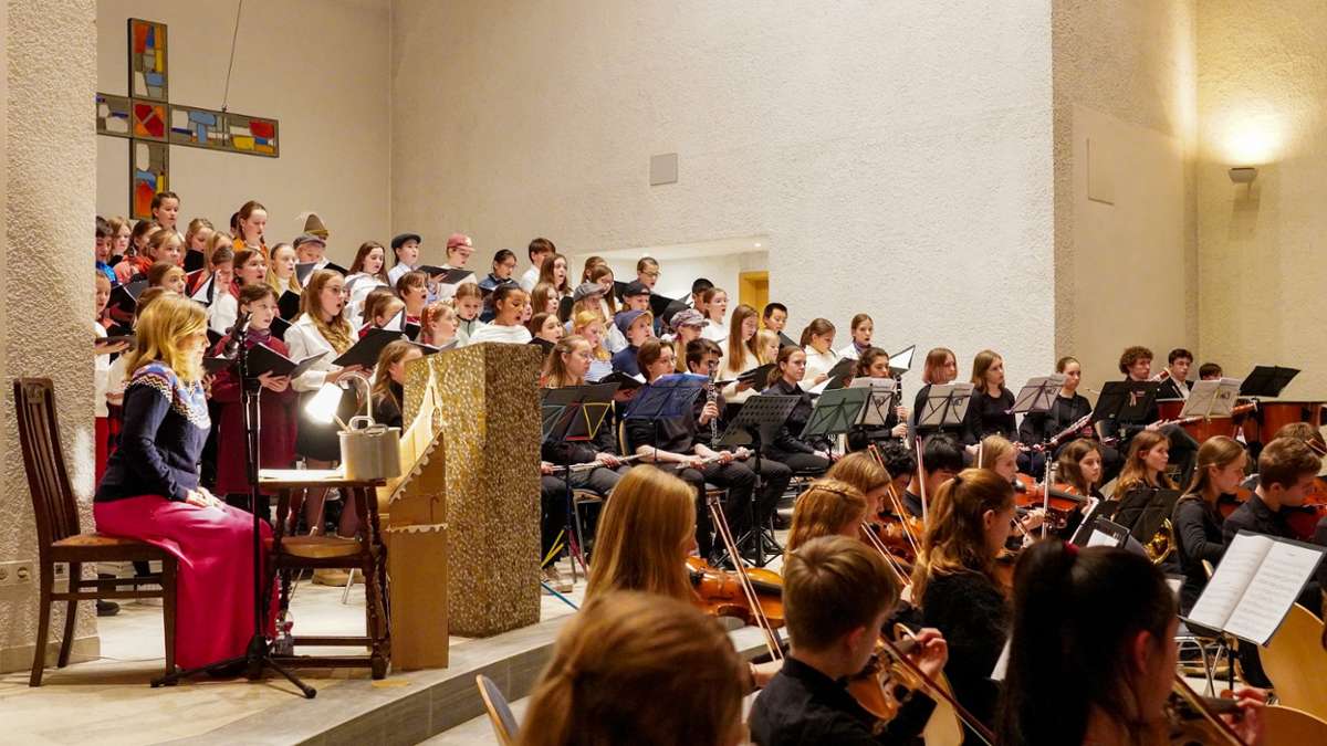 Marbach: FSG-Orchester stimmt märchenhaft auf das Fest ein